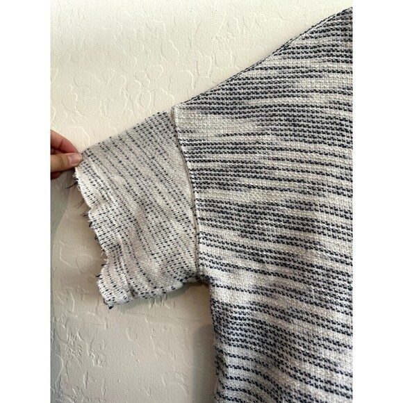 Free People Beach Short Sleeve Textured Oversized Top Woman's Size L Distressed - Picture 9 of 16